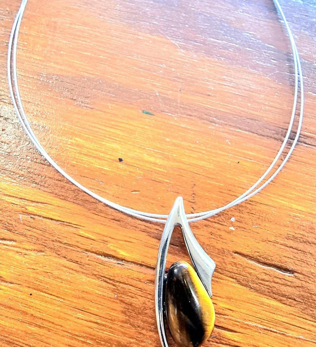 Vintage 80's Pendant Necklace - Yatva