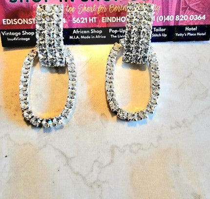 Vintage 80s Pierced Earrings - Yatva