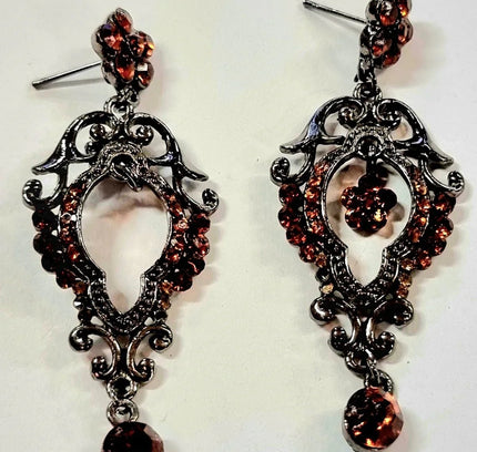 Vintage 80's Pierced Earrings - Yatva