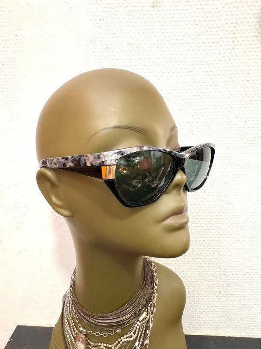 Vintage 80's Polaroid Sunglasses - Yatva