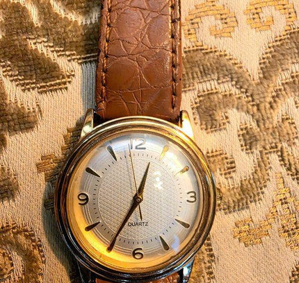 Vintage 80's Quartz Watch - Yatva