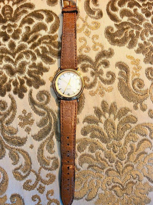 Vintage 80's Quartz Watch - Yatva