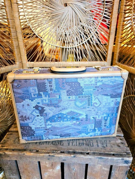 Vintage 80's Rodelle Aztec Tapestry Suitcase - Yatva