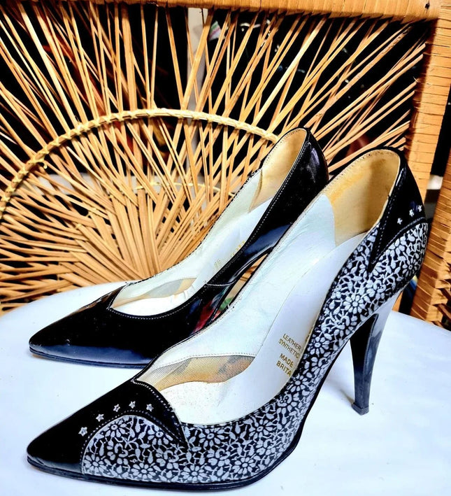 Vintage 80s Sandy Shoes - Yatva