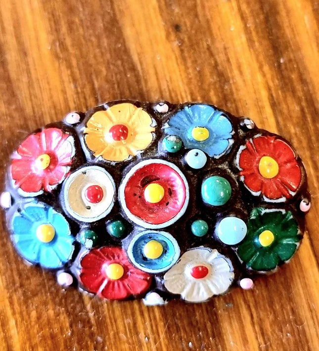 Vintage 80s Shell Painted Brooch - Yatva