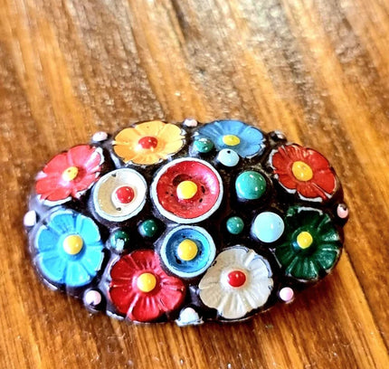 Vintage 80s Shell Painted Brooch - Yatva