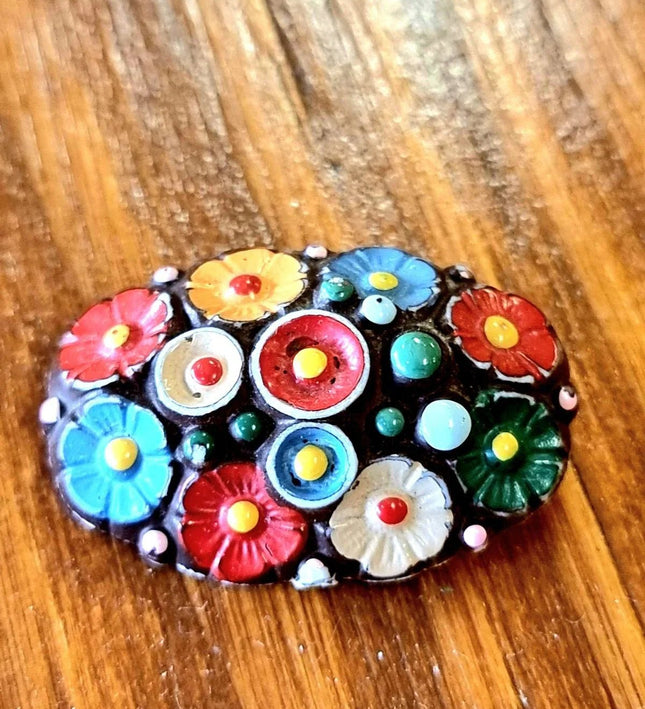 Vintage 80s Shell Painted Brooch - Yatva