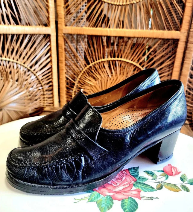 Vintage 80's Shoes - Yatva