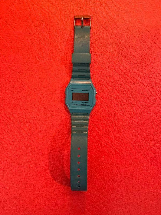 Vintage 80'S Sport Watch - Yatva