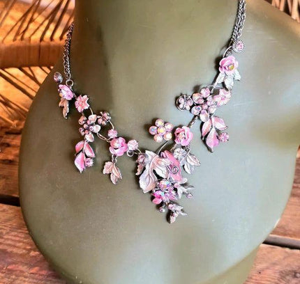 Vintage 80's Statement Necklace - Yatva