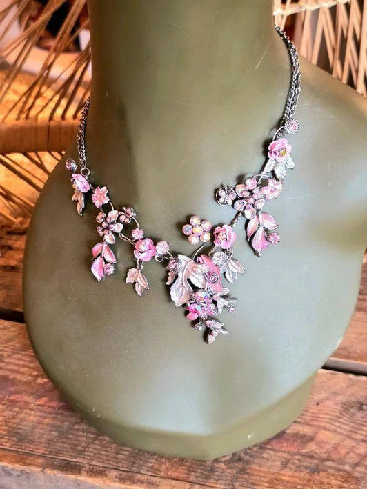 Vintage 80's Statement Necklace - Yatva