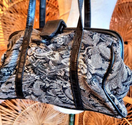 Vintage 80s Tapestry Shoulder Bag - Yatva