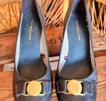 Vintage 80s Tommy Hilfiger Heels - Yatva
