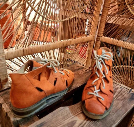 Vintage 80's Twins Ankle Boots - Yatva
