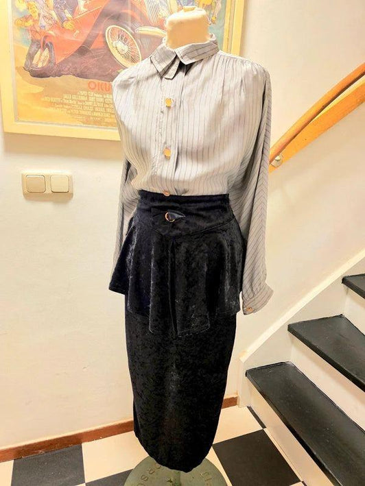 Vintage 80´s Velvet style Peplum Skirt - Yatva