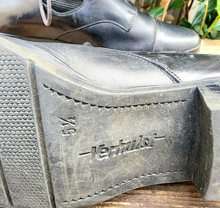 Vintage 80's Verhulst Ankle Boots - Yatva