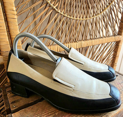 Vintage 80s Verhulst Two Toned Slip on Shoes - Yatva