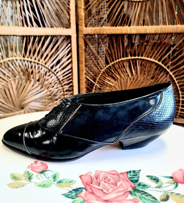 Vintage 80's Vimark Brogue Shoes - Yatva