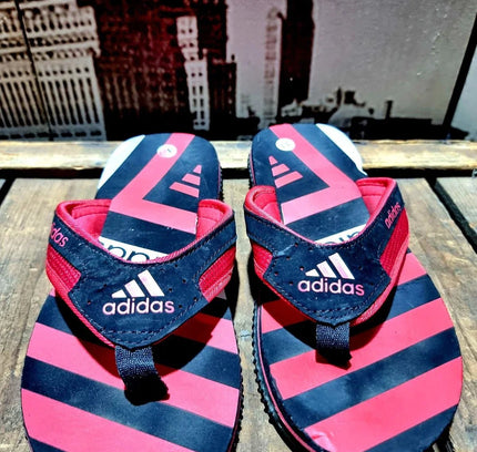 Vintage 90's Adidas Slippers - Yatva