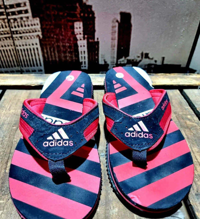 Vintage 90's Adidas Slippers - Yatva