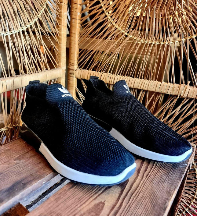 Vintage 90s Adidas trainers - Yatva