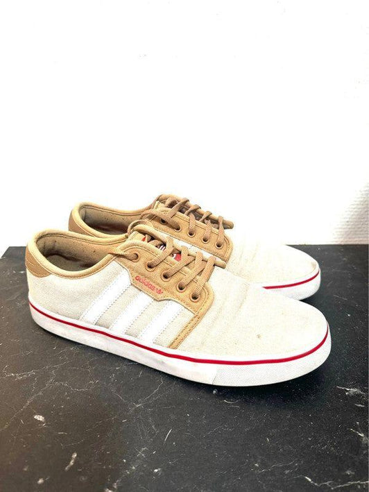Vintage 90s Adidas Trainers - Yatva