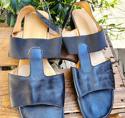 Vintage 90s AEROSOLES Asymmetric Leather Slingback Sandals Shoes - Yatva