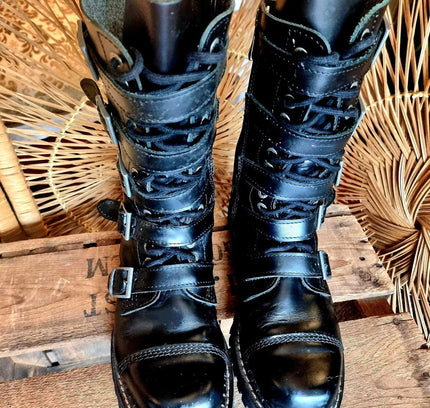 Vintage 90s Angry itch Shoes - Yatva