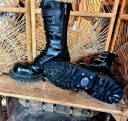 Vintage 90s Angry itch Shoes - Yatva