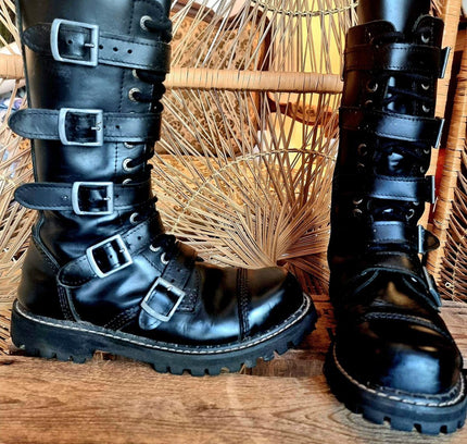 Vintage 90s Angry itch Shoes - Yatva