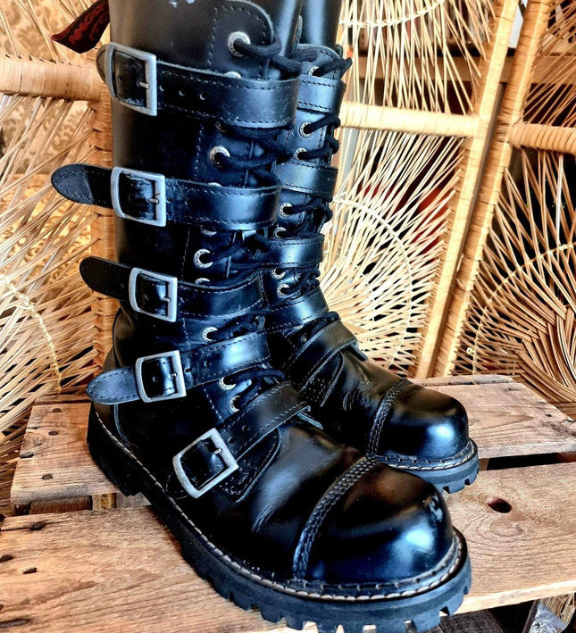 Vintage 90s Angry itch Shoes - Yatva