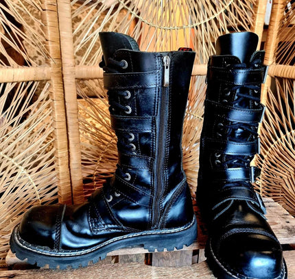 Vintage 90s Angry itch Shoes - Yatva