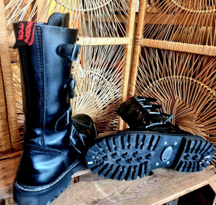 Vintage 90s Angry itch Shoes - Yatva