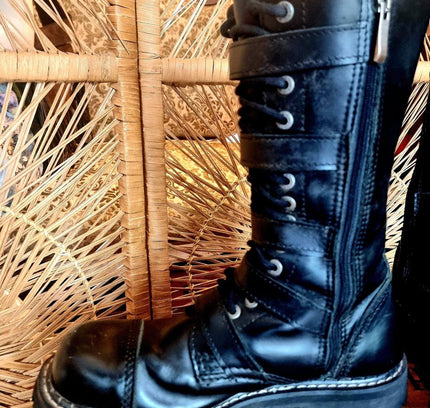Vintage 90s Angry itch Shoes - Yatva