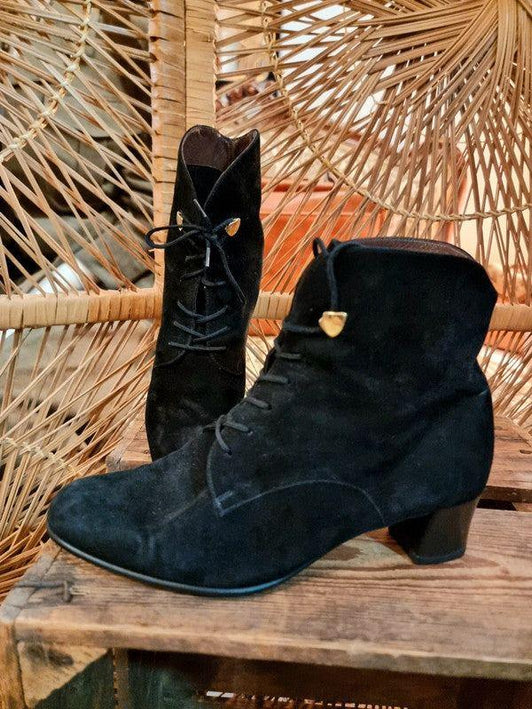 Vintage 90's Ankle Boots - Yatva