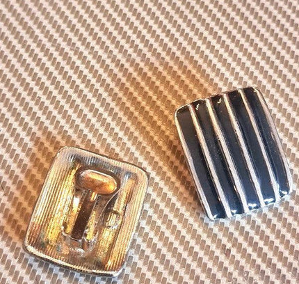 Vintage 90's Clip on Earrings - Yatva