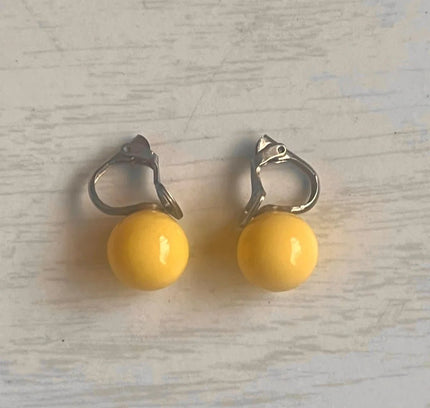 Vintage 90's Clip - On Earrings - Yatva