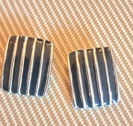 Vintage 90's Clip on Earrings - Yatva