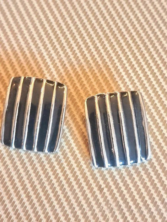 Vintage 90's Clip on Earrings - Yatva