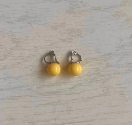 Vintage 90's Clip - On Earrings - Yatva
