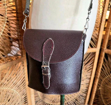 Vintage 90's Crossbody Bag - Yatva