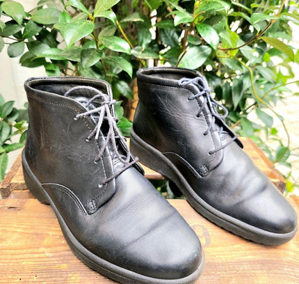 Vintage 90's Ecco Leather Ankle boots - Yatva