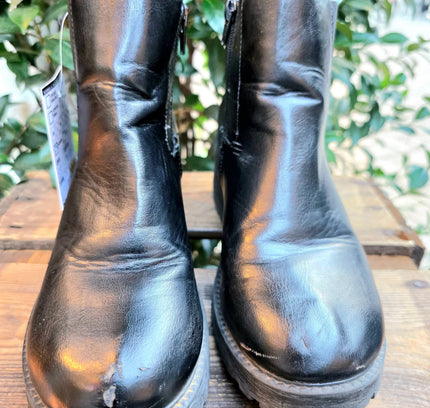 Vintage 90's Emilio Luca Ankle Boots - Yatva