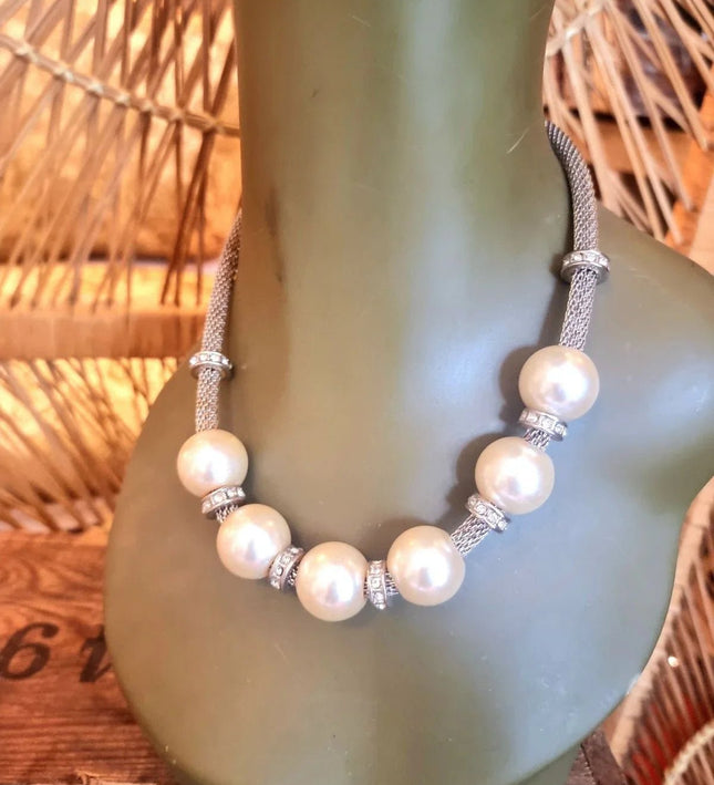 Vintage 90's Faux Pearl Necklace - Yatva
