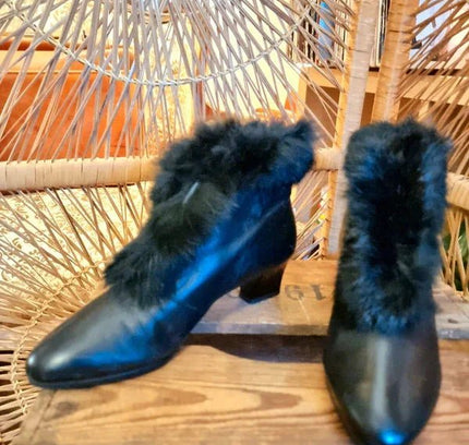 Vintage 90's Gabor Ankle Boots - Yatva