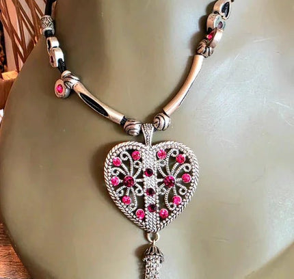 Vintage 90's Heart Necklace - Yatva