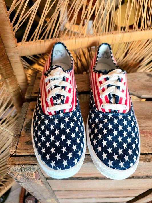 Vintage 90's Keds Tennis Shoes - Yatva