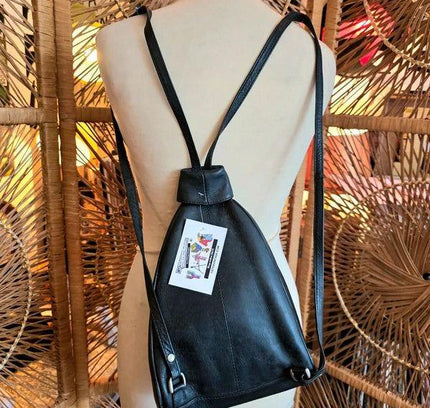 Vintage 90's Leather Backpack - Yatva