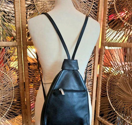 Vintage 90's Leather Backpack - Yatva