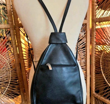 Vintage 90's Leather Backpack - Yatva